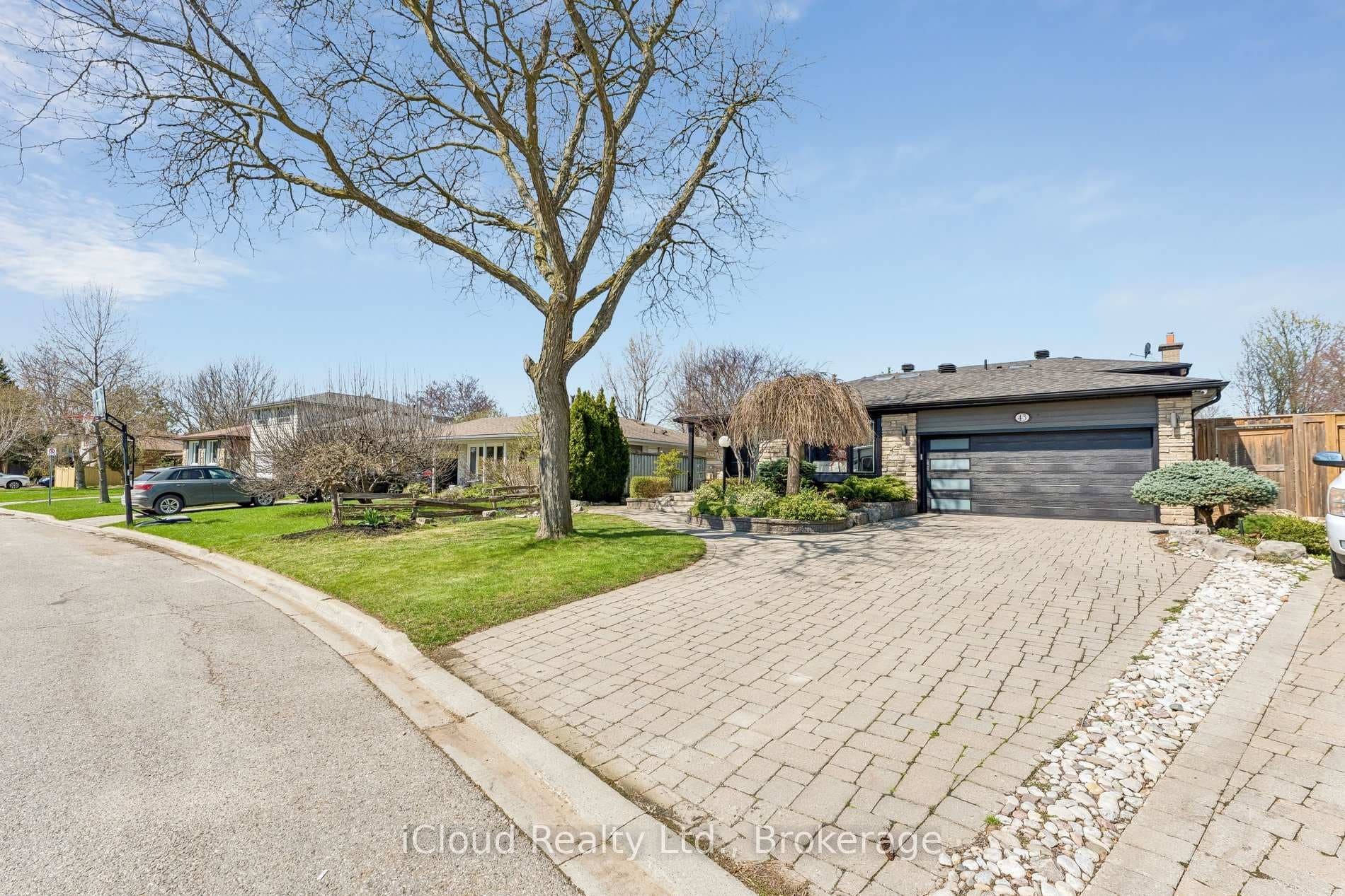 43 Ferndale Crescent photo 38