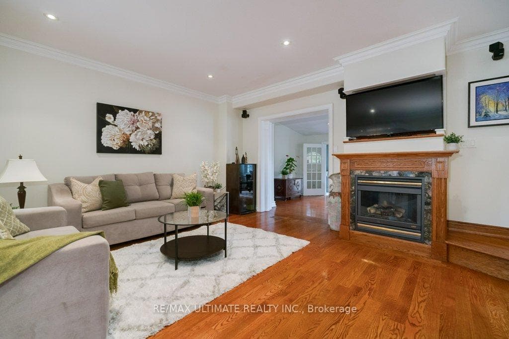 62 Schell Avenue photo 10