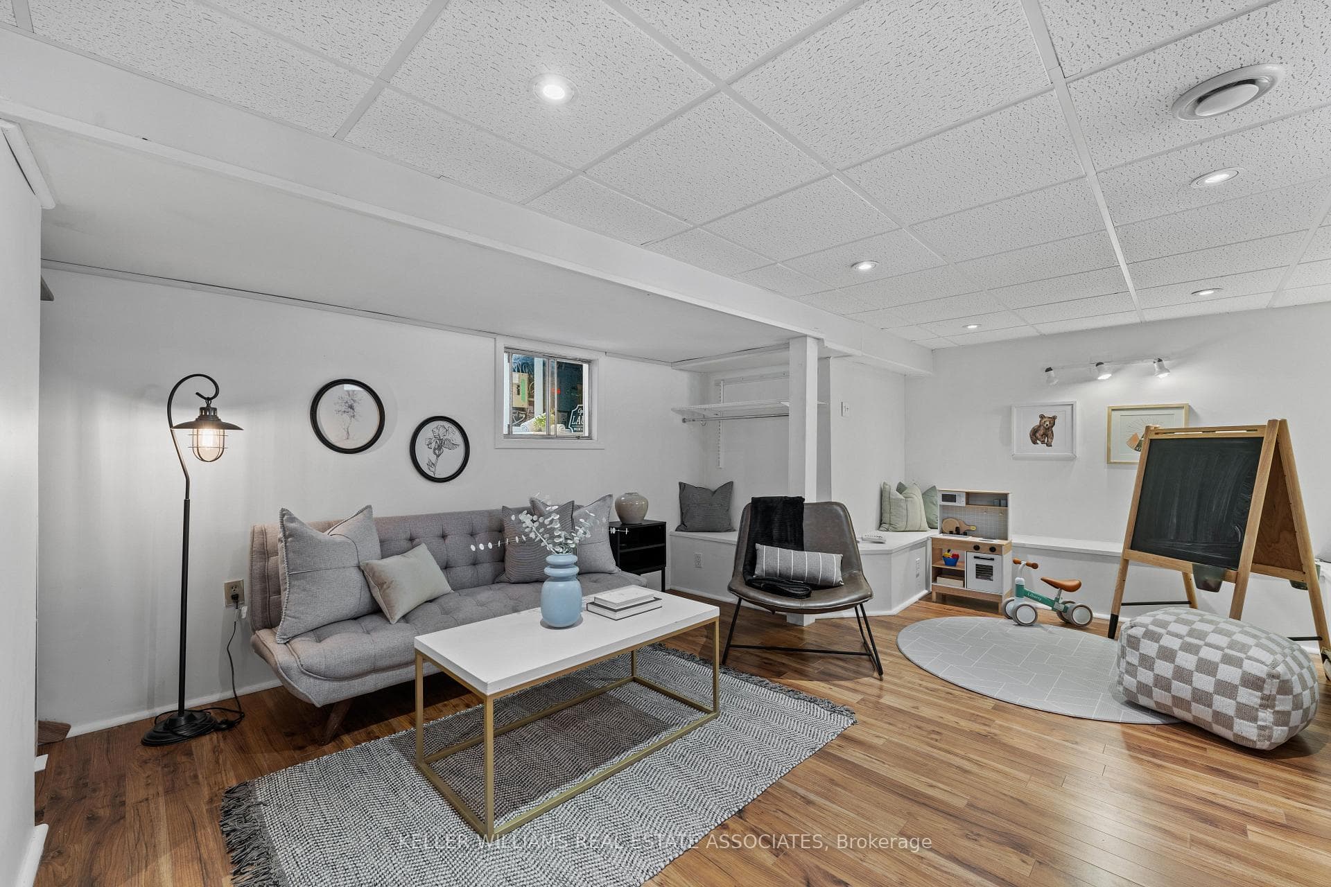 631 Somerville Avenue photo 28
