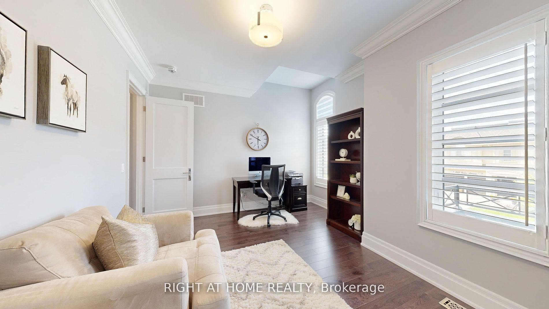 385 Tudor Avenue photo 27