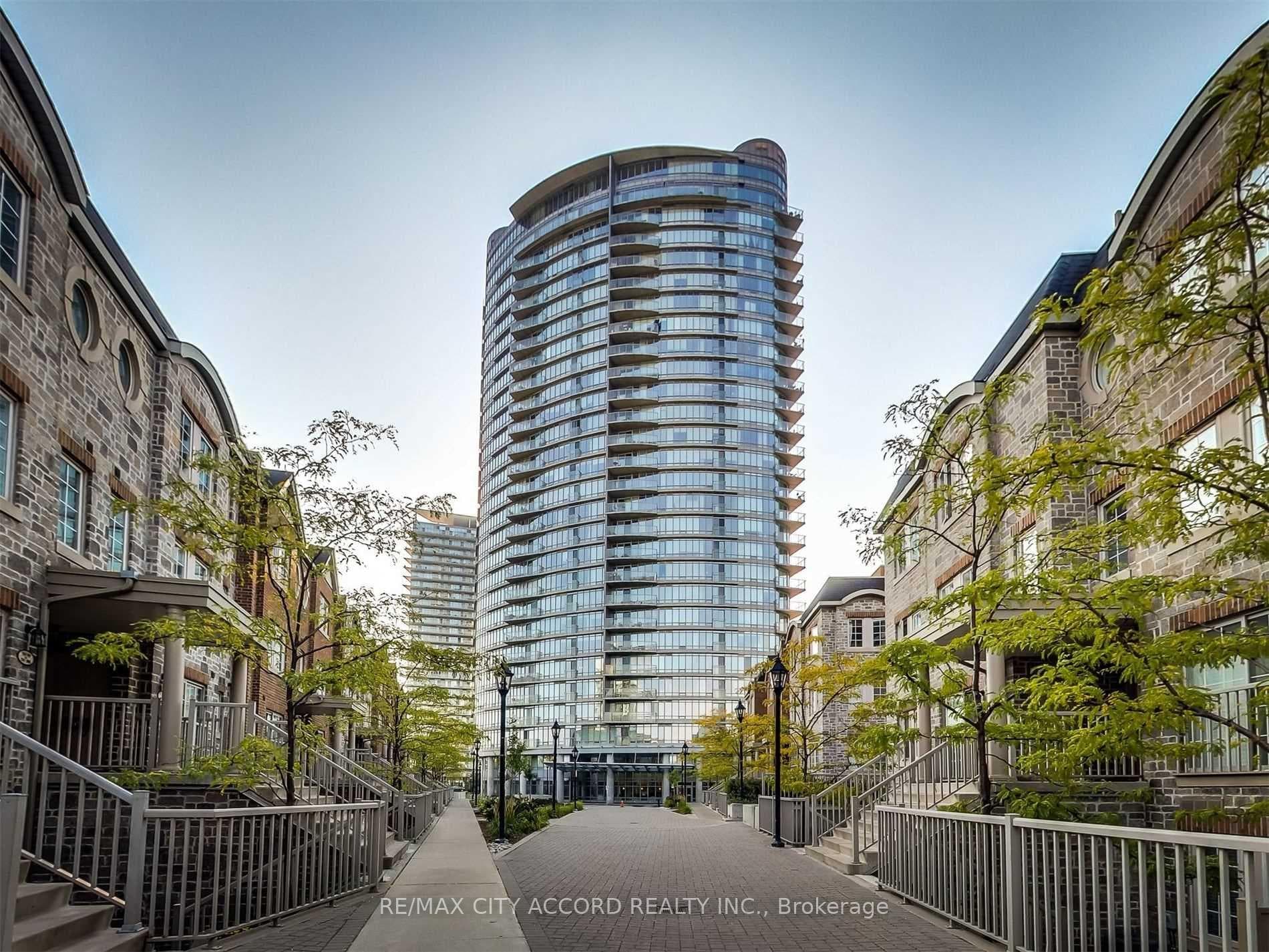 2702 - 15 Windermere Ave (Windermere By The Lake)