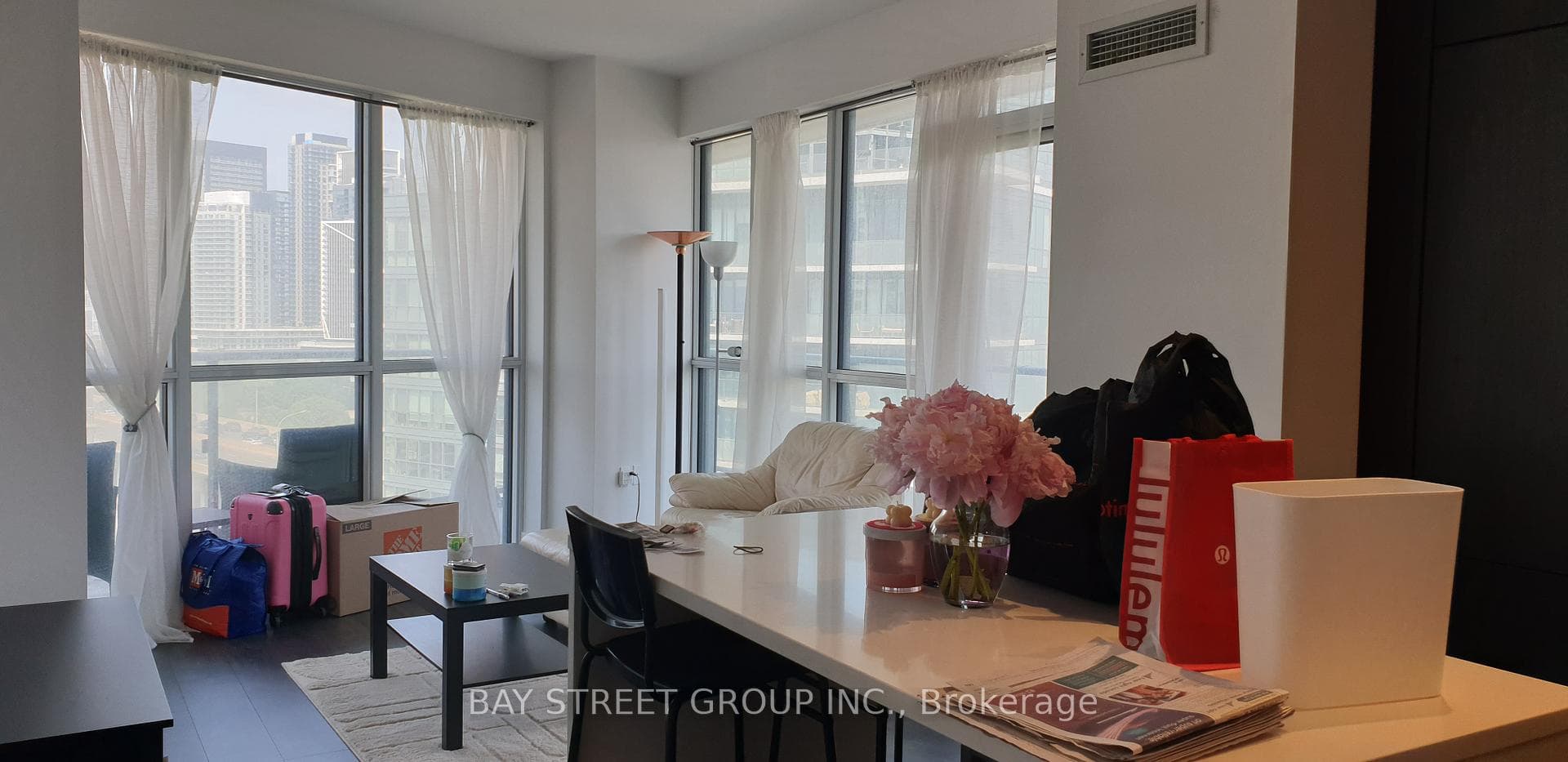 38 Iannuzzi Street Unit 1704 photo 4