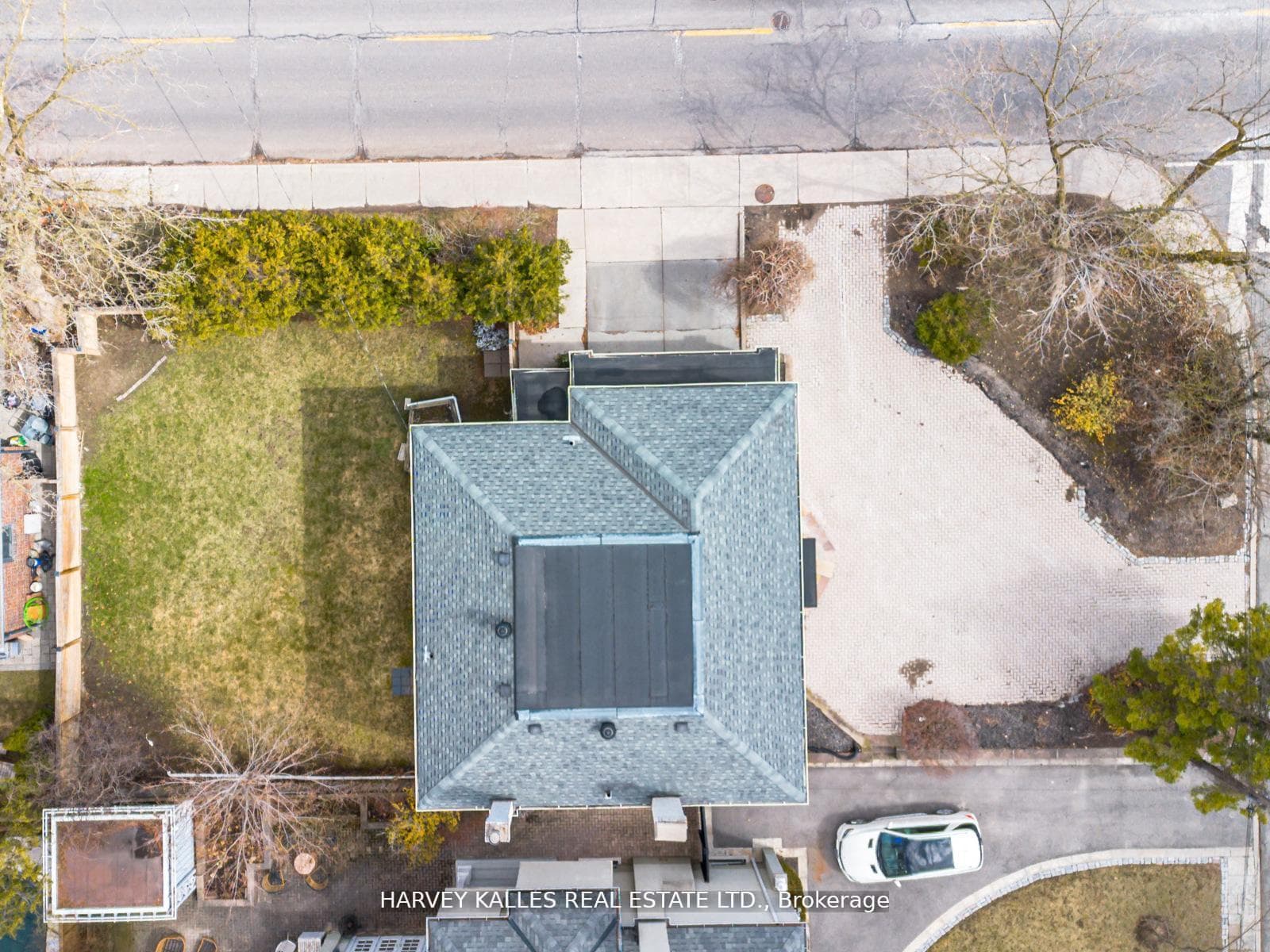 2 Silverwood Avenue photo 44