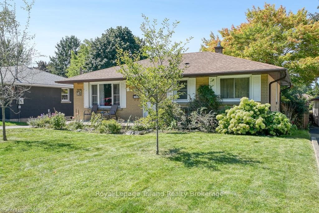 66 AILEEN Drive photo 3