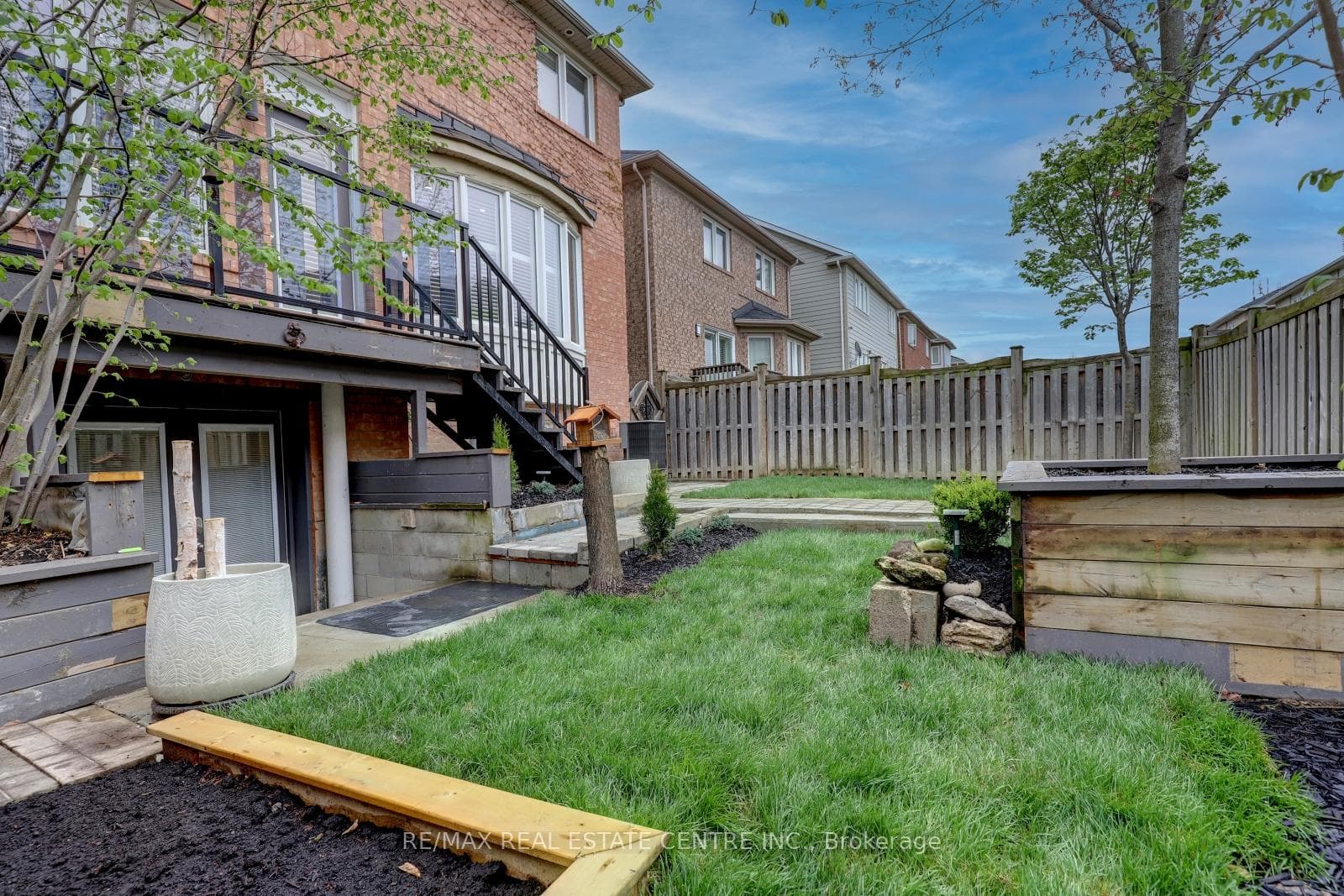 360 Tonelli Lane photo 38