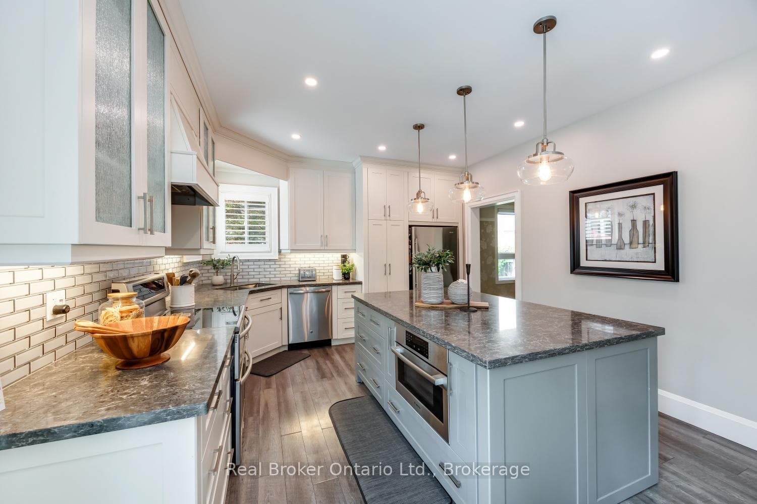 52 Brough Court photo 16