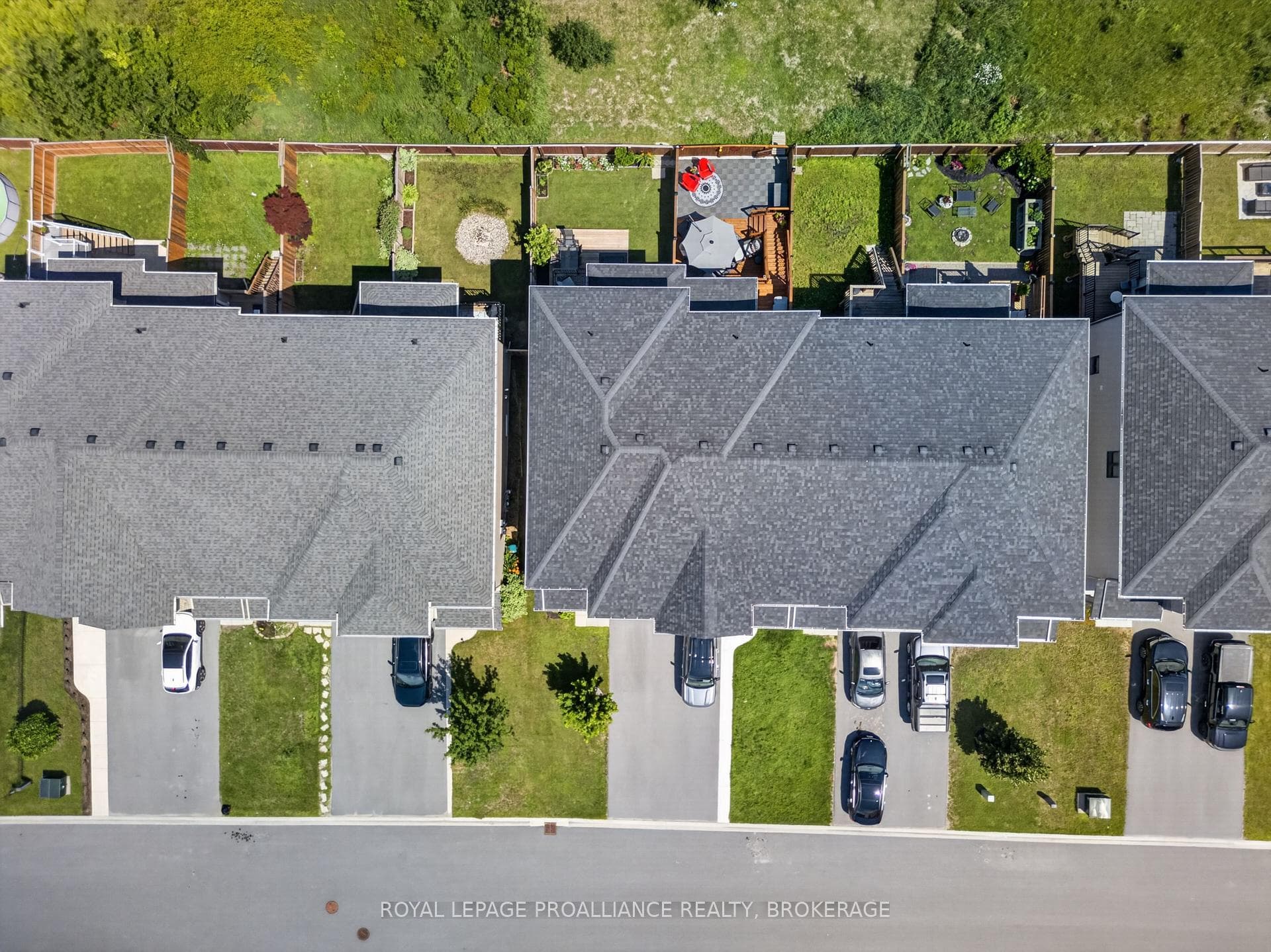 378 Buckthorn Drive photo 47