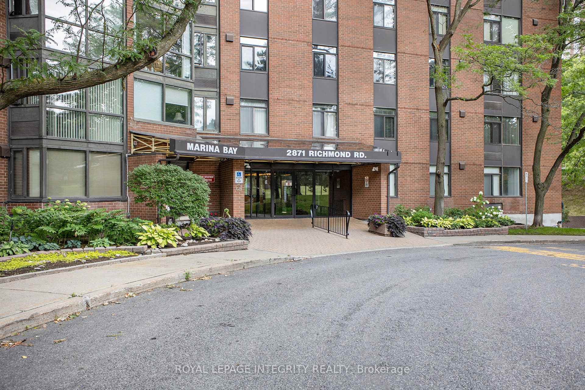 2871 Richmond Road Unit 1608 photo 3