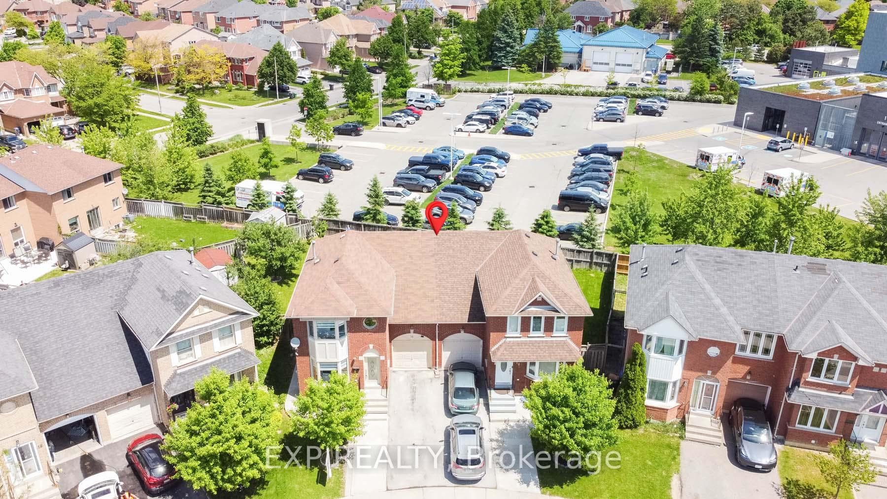 16 Morningdew Crescent photo 3
