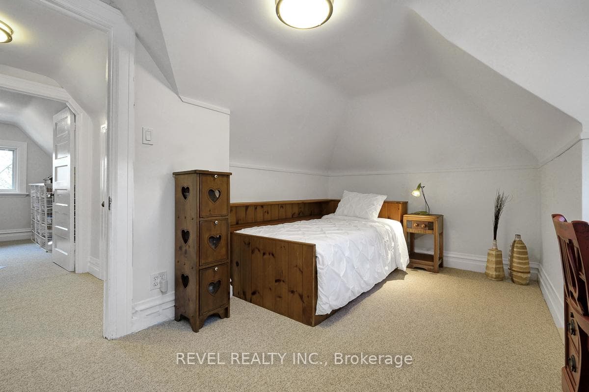 28 Broadway Avenue photo 28