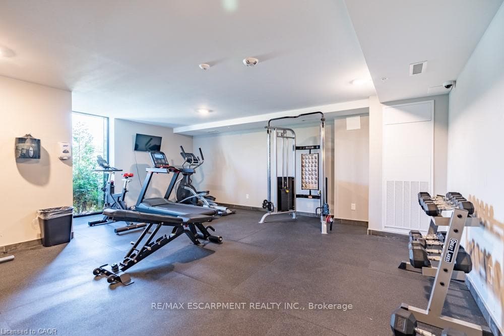30 Hamilton Street Unit 213 photo 33