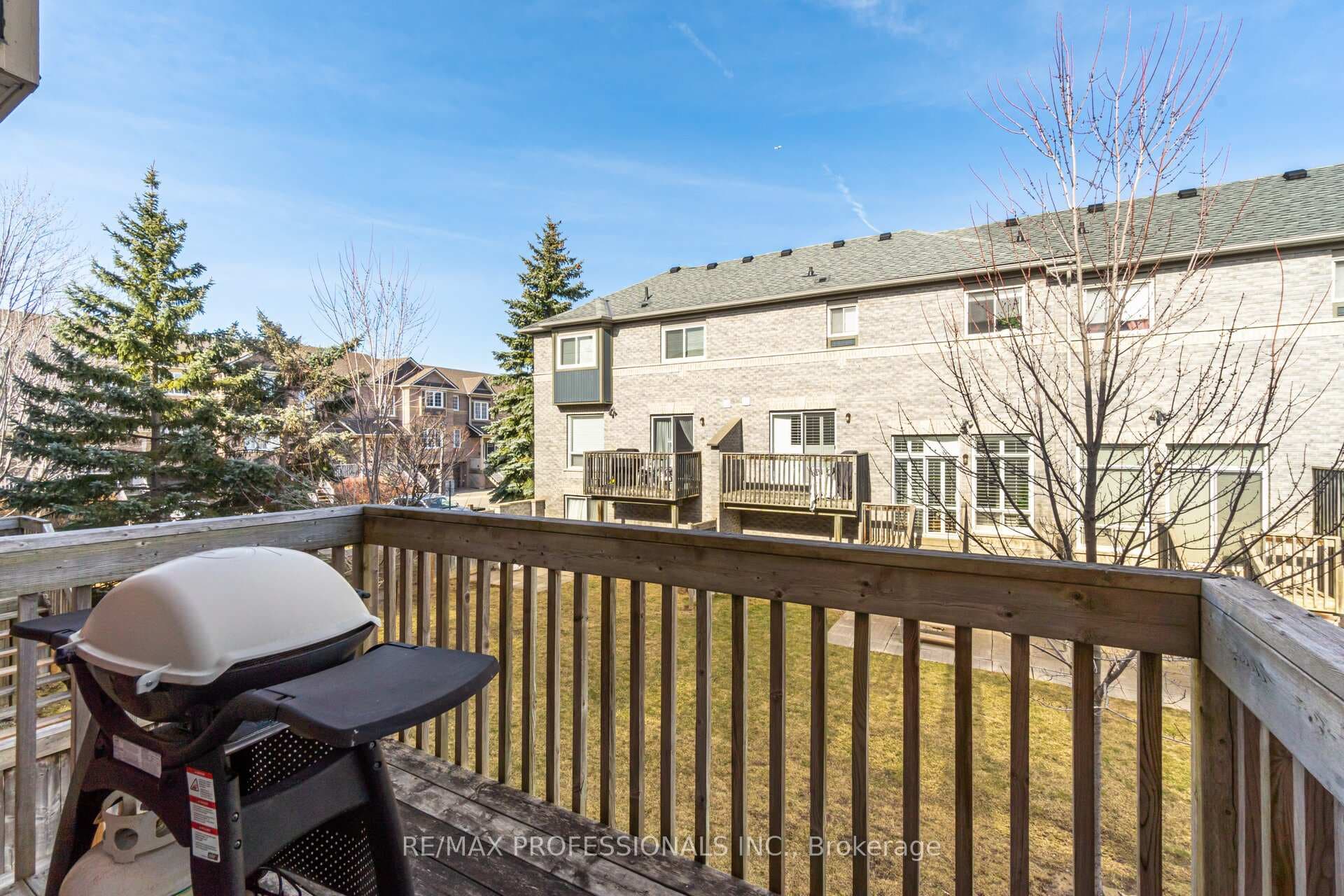 Kitchen Walkout to Deck for Ideal BBQing.