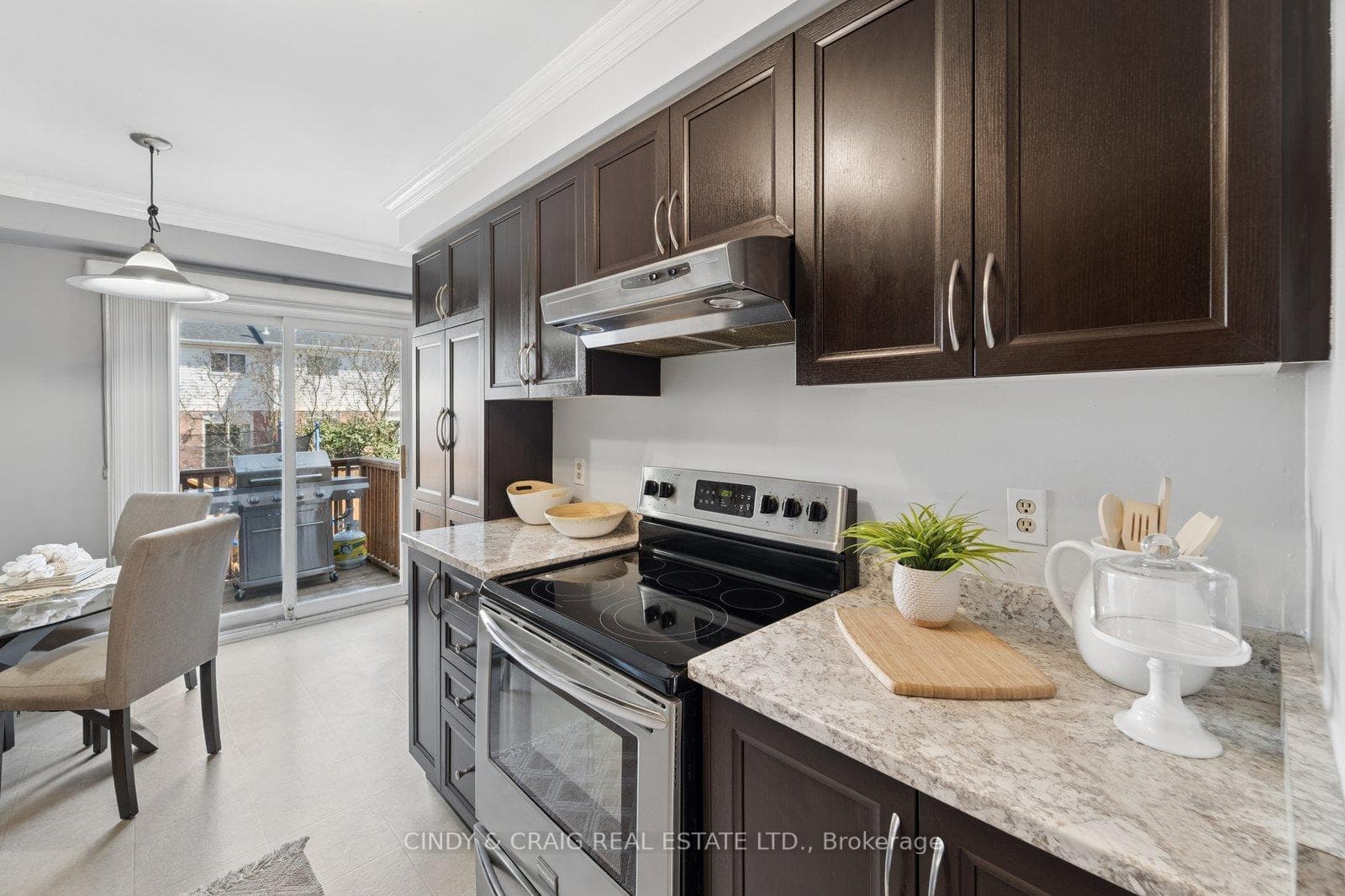 5 Mcmann Crescent photo 7