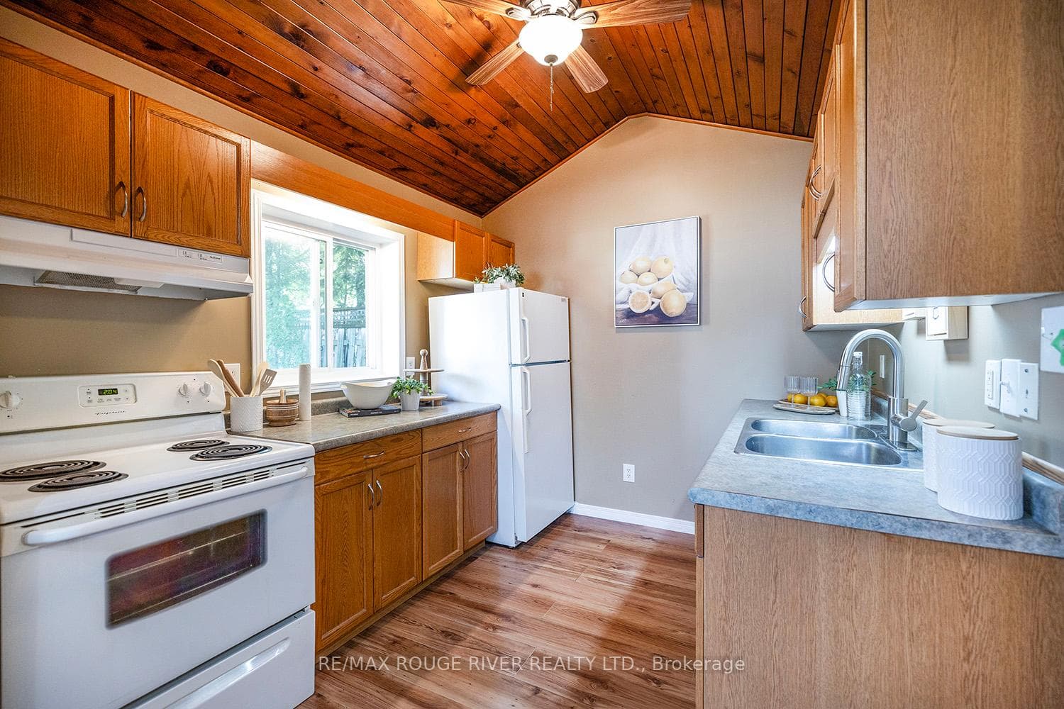 253 Margaret Street photo 9