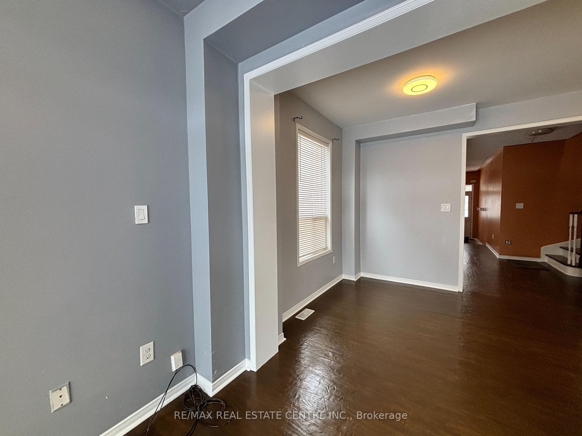 2250 Stone Glen Crescent photo 8