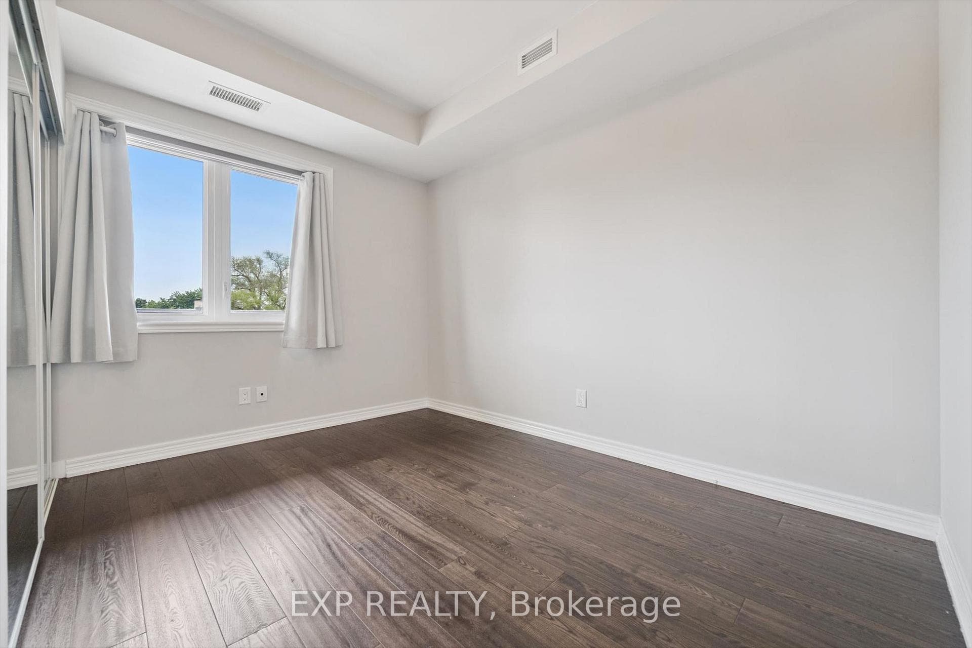 73 Washington Avenue Unit 302 photo 8