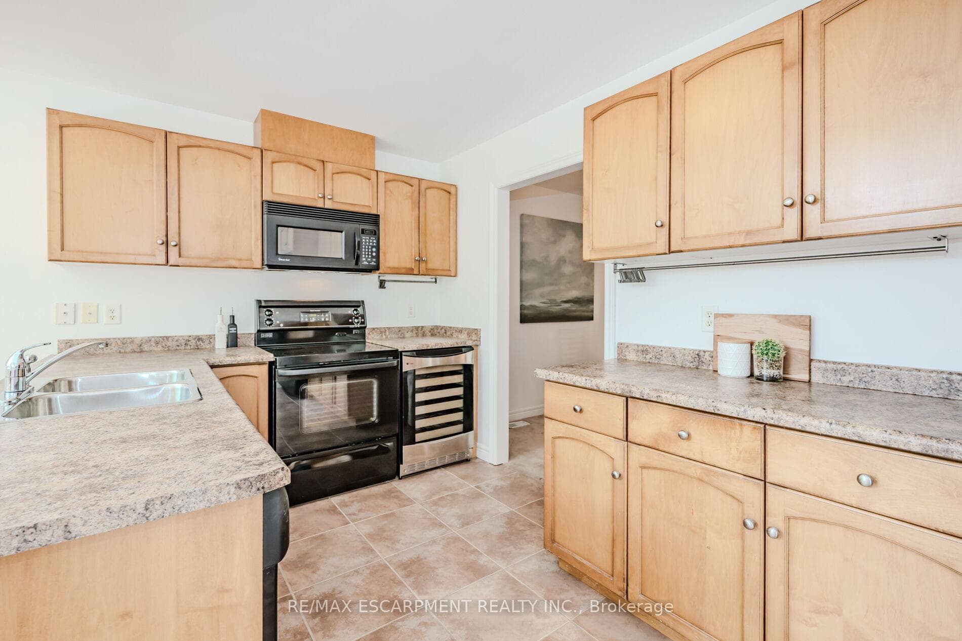 480 Sandcherry Drive photo 11