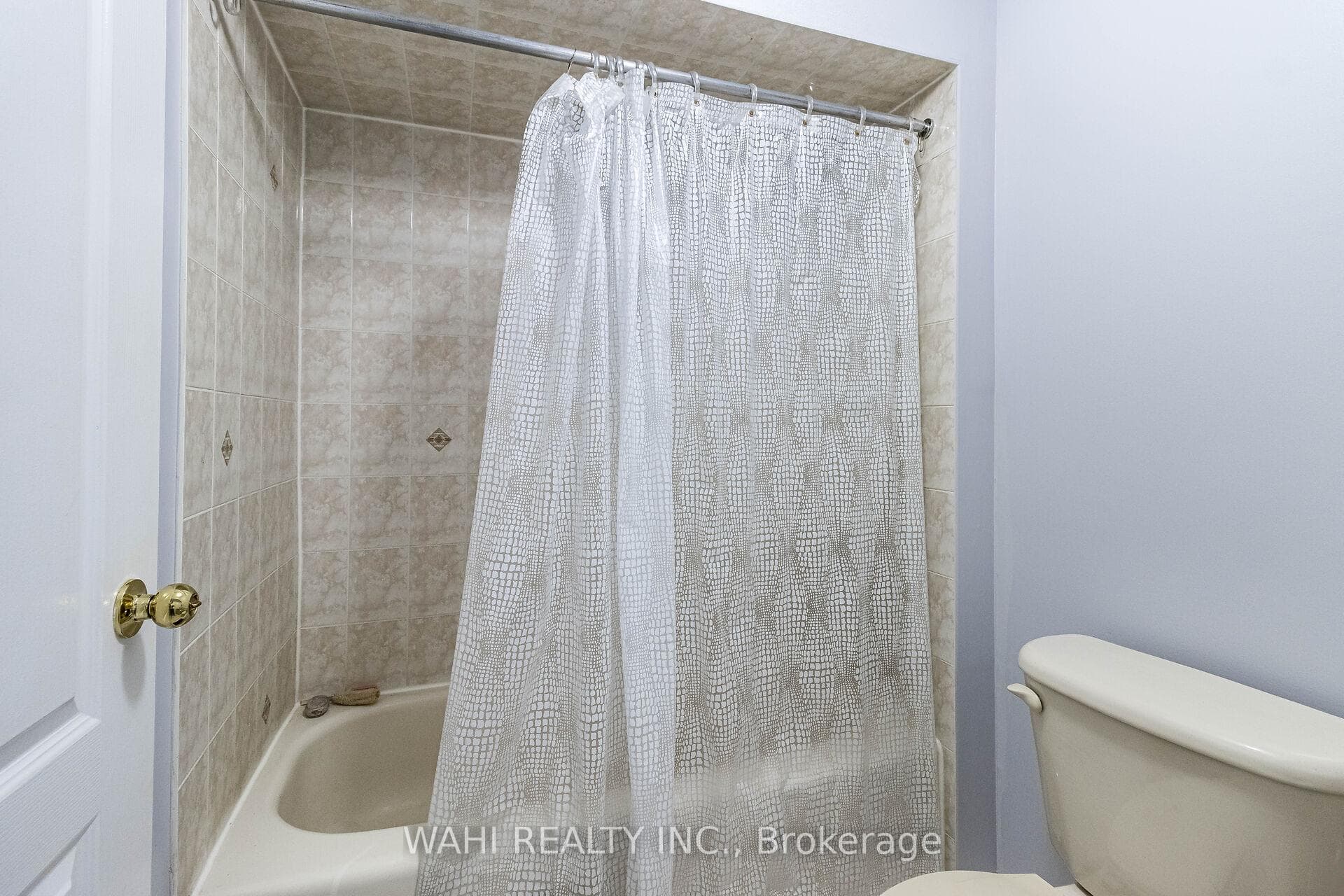 12 Tanglemere Crescent photo 28