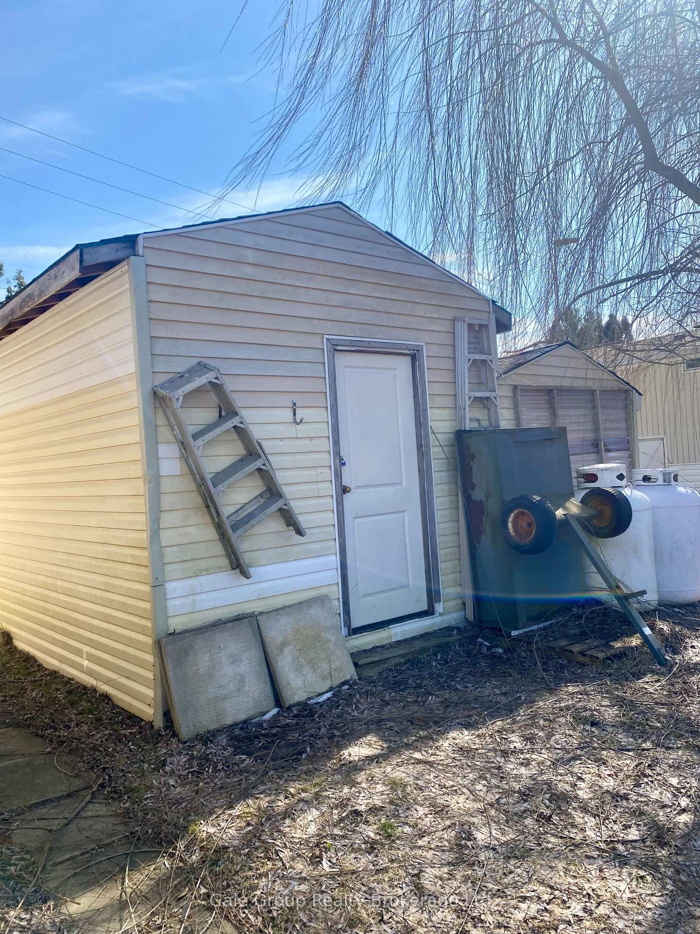 495856 10th Line Unit Unit 82 photo 9