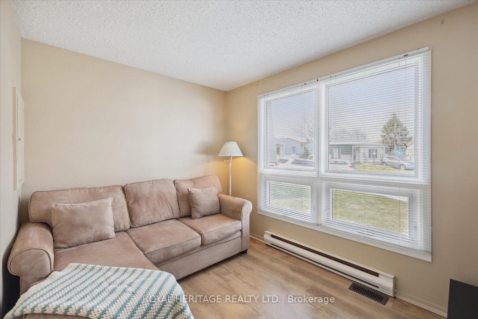 11 Cabot Court photo 18