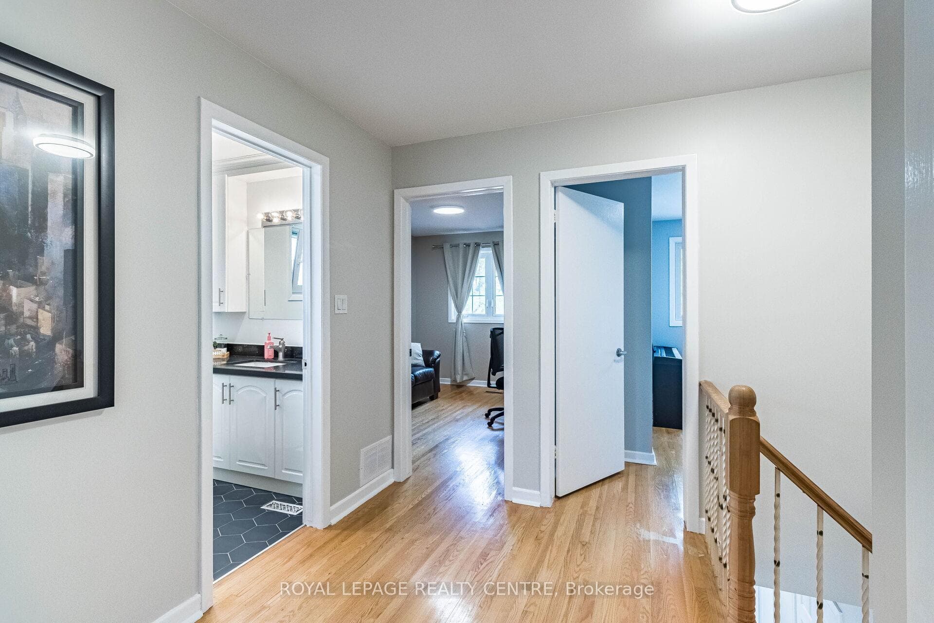 218 Hallmark Avenue photo 13