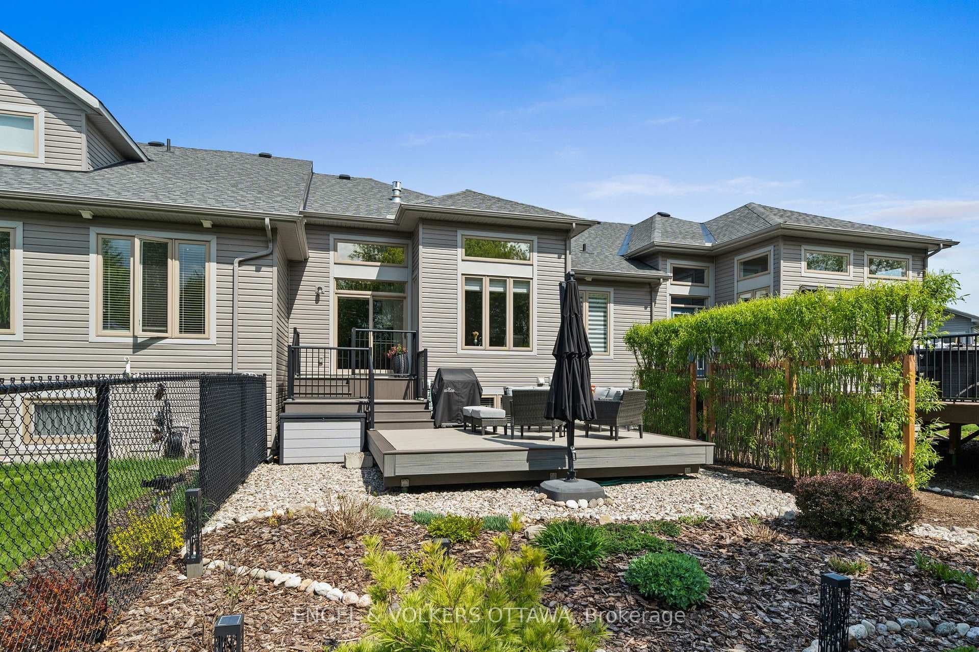 147 Blackhorse Drive photo 34