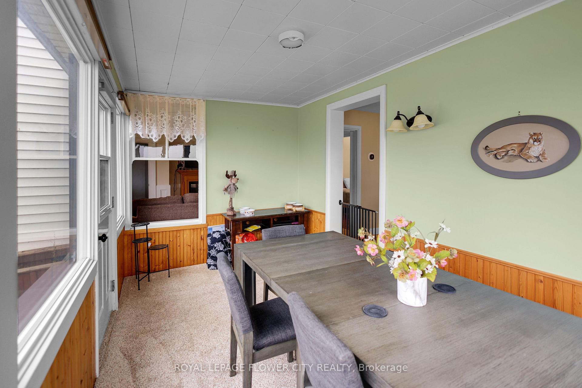 465004 Curries Road photo 2