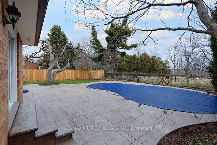1726 Sherwood Forrest Circle photo 30