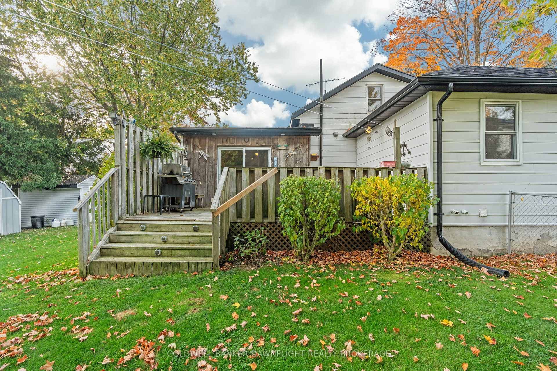 222 Victoria Drive photo 33