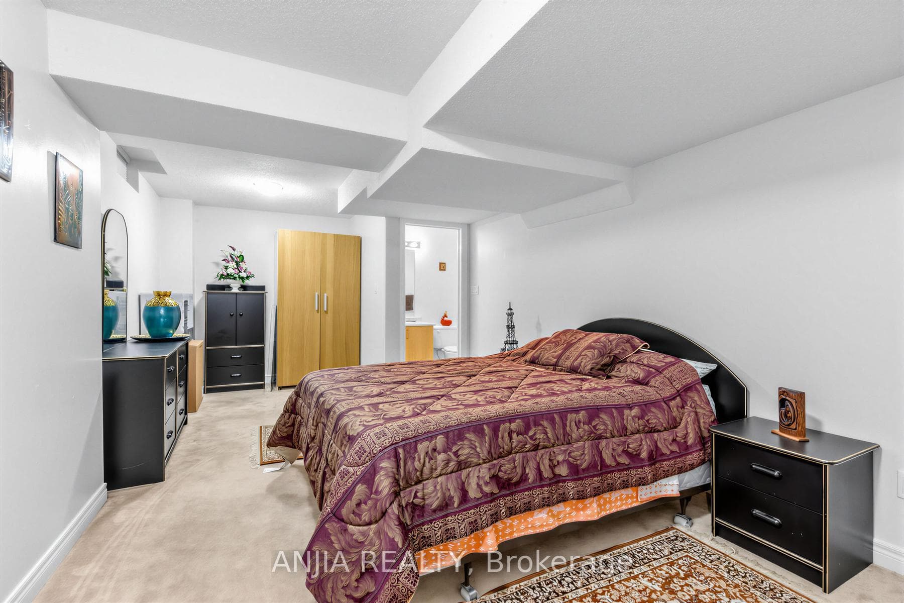 54 Stoneheath Crescent photo 33