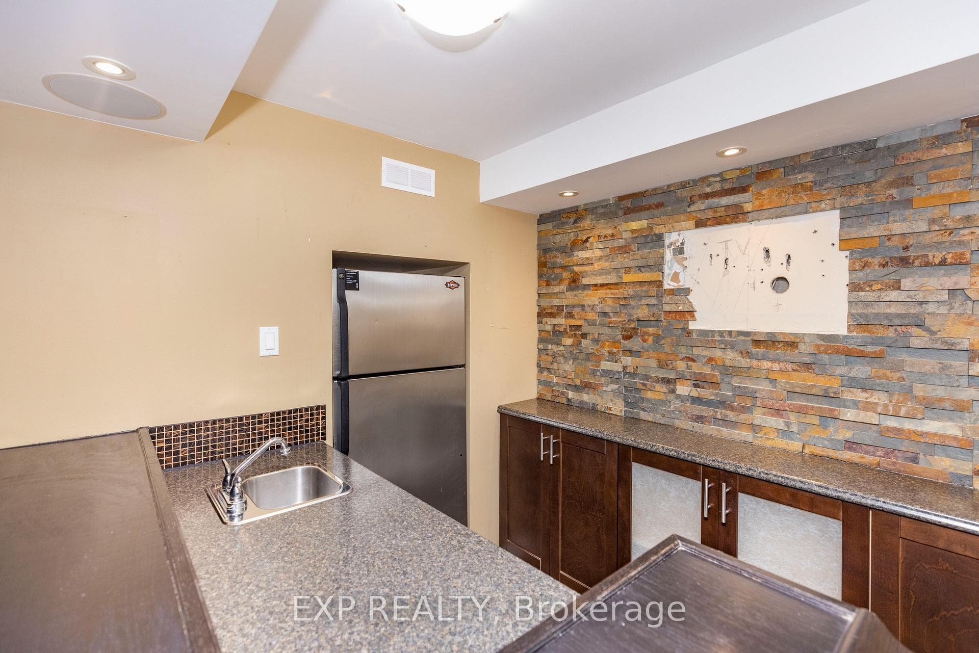 1272 Maitland Avenue photo 26