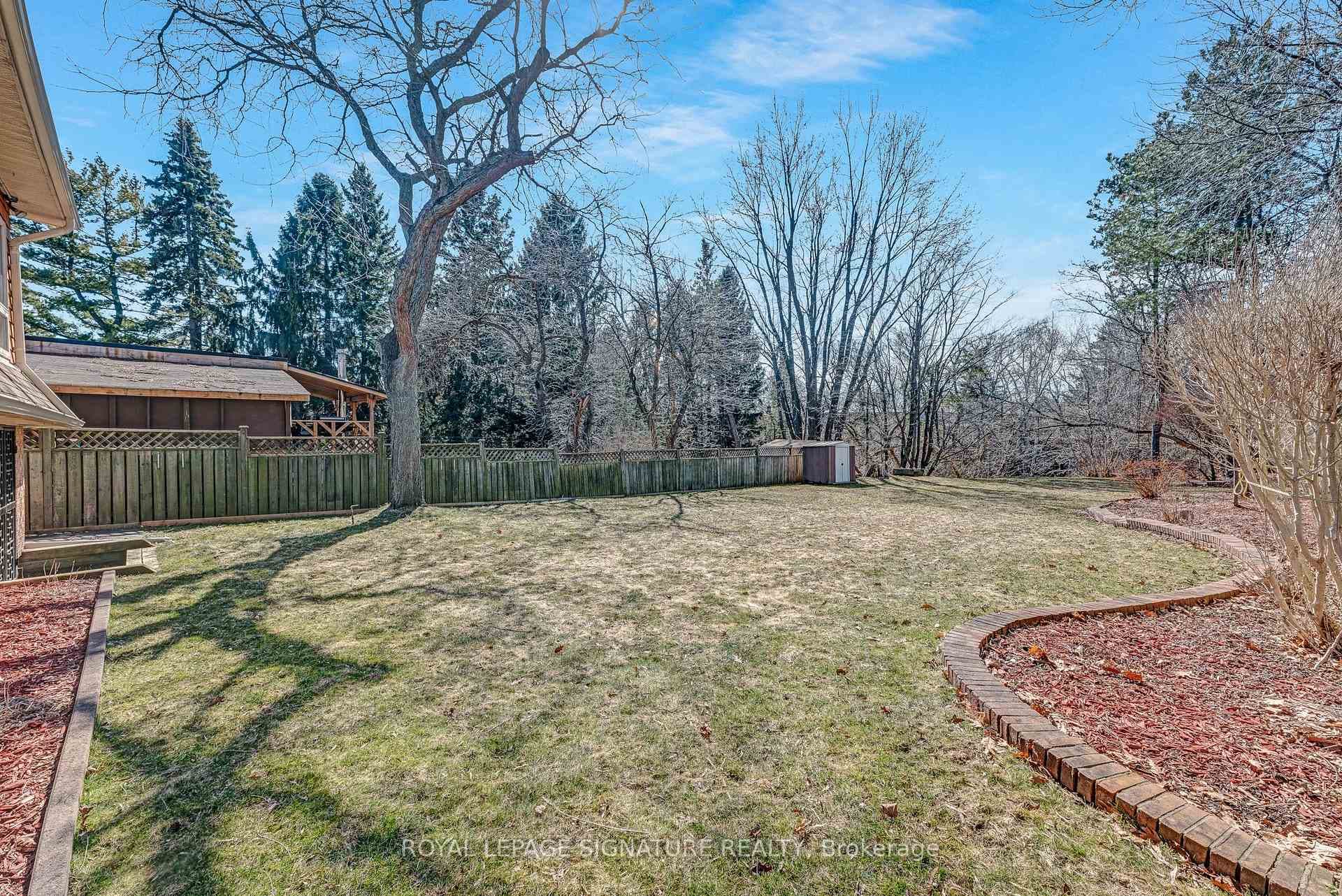 154 Centennial Road photo 43