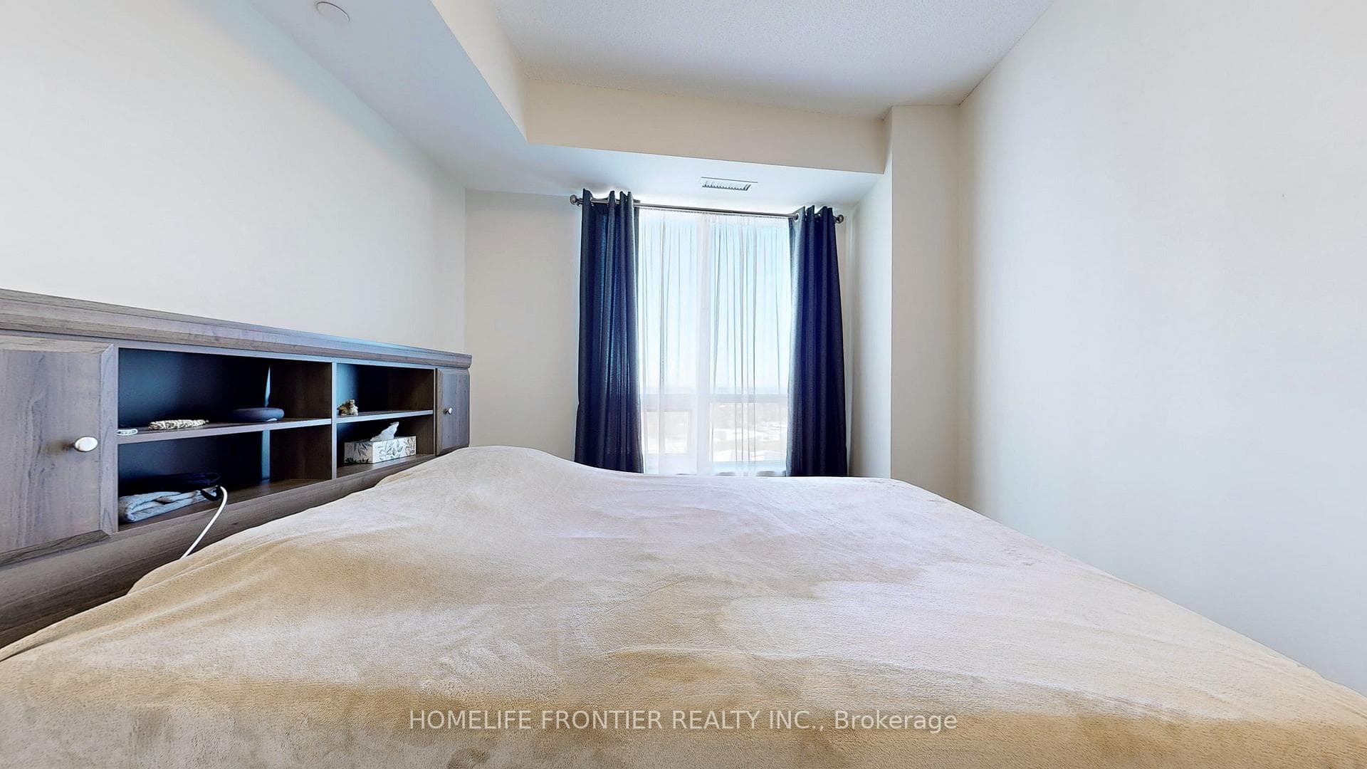 7171 Yonge Street Unit 806 photo 15