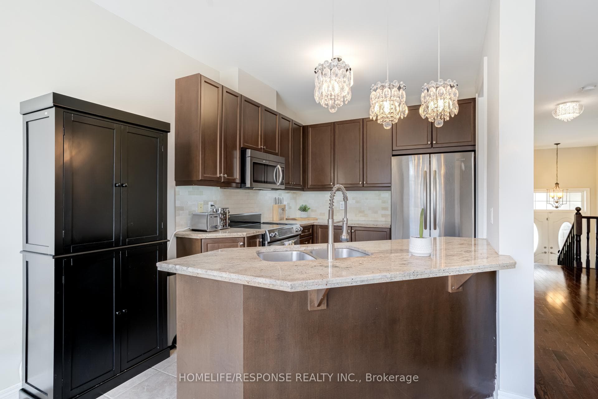 39 OSTROVSKY Road photo 12