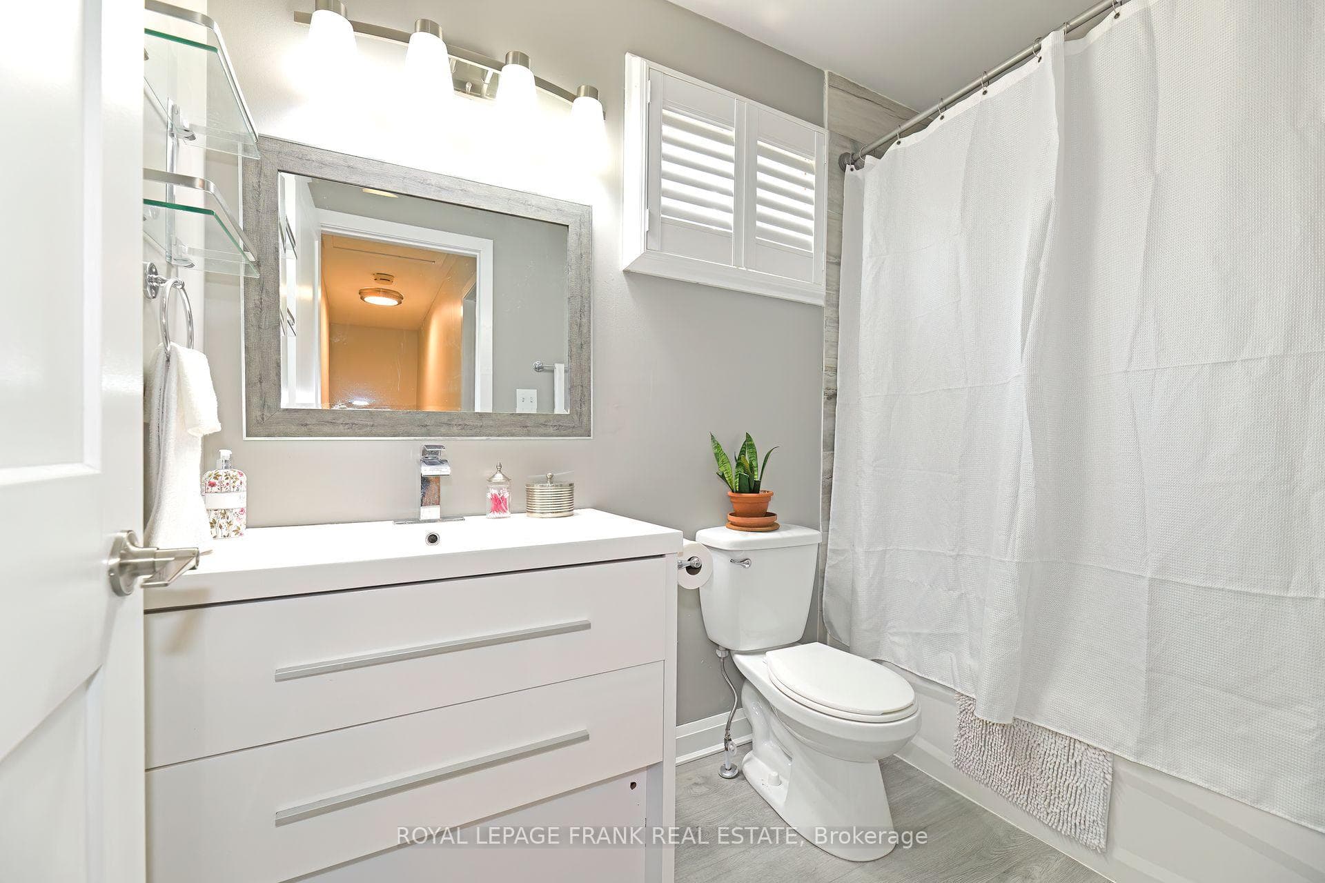 Main washroom