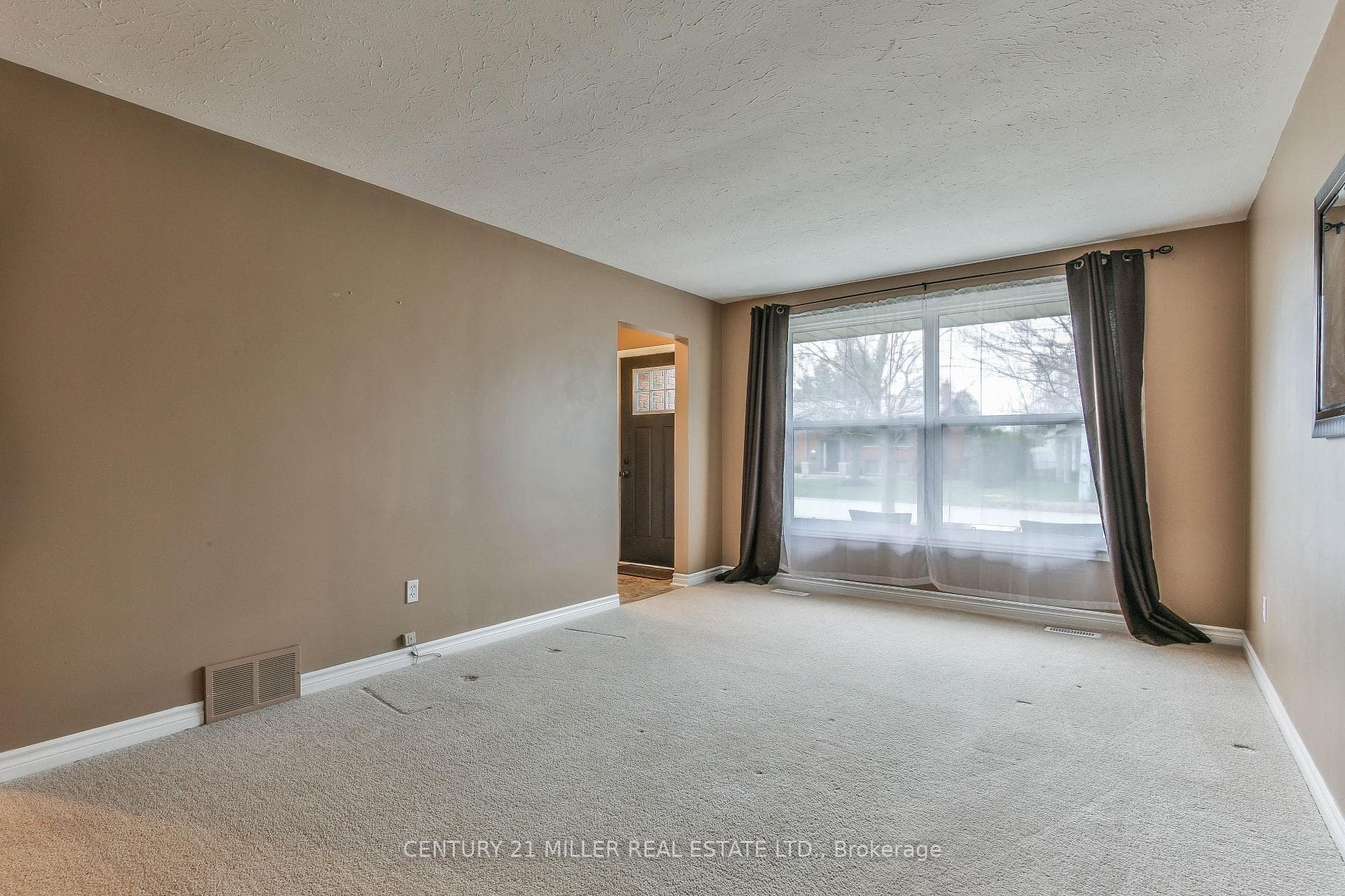 7 Alba Avenue photo 14