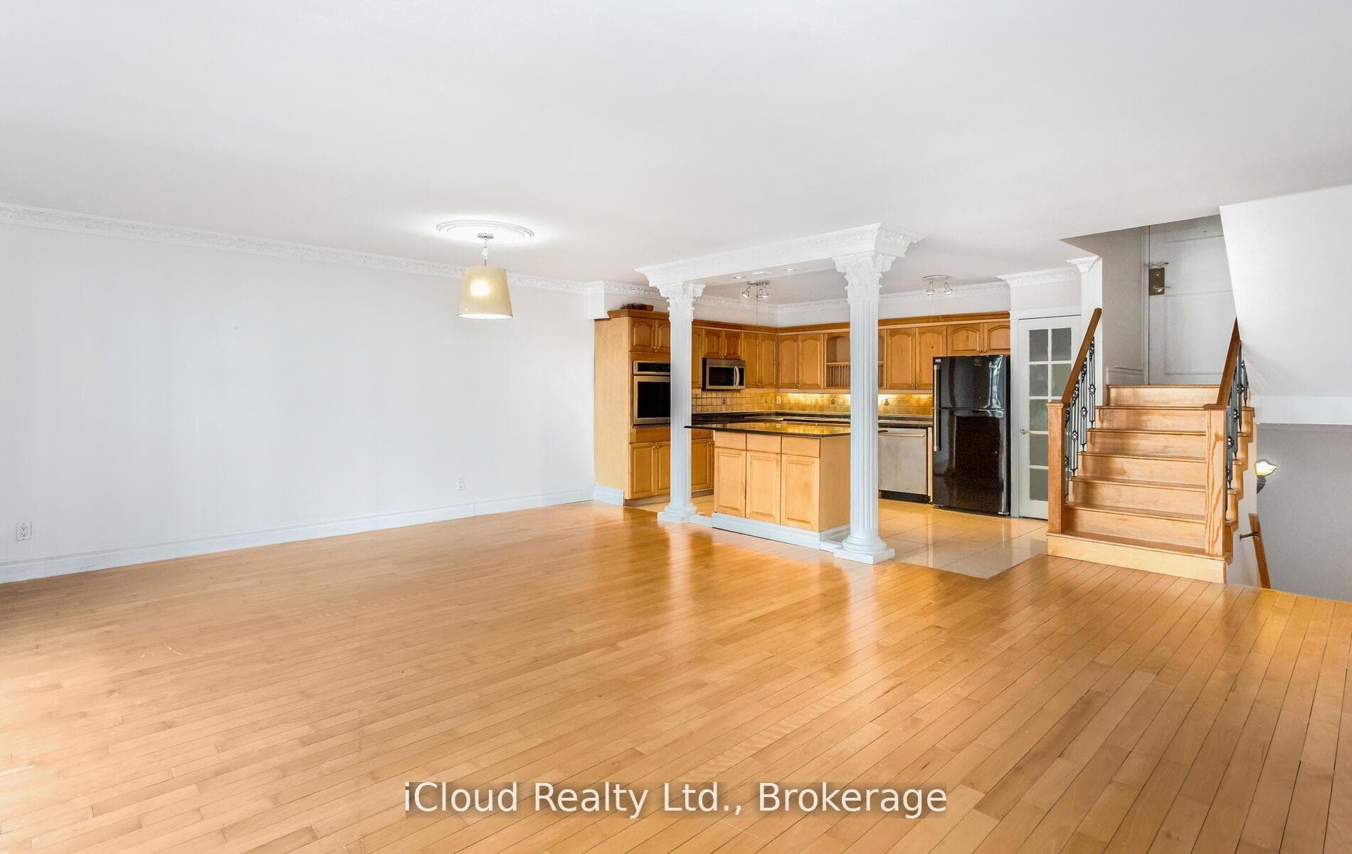 33 Harbour Square Unit 837 photo 14