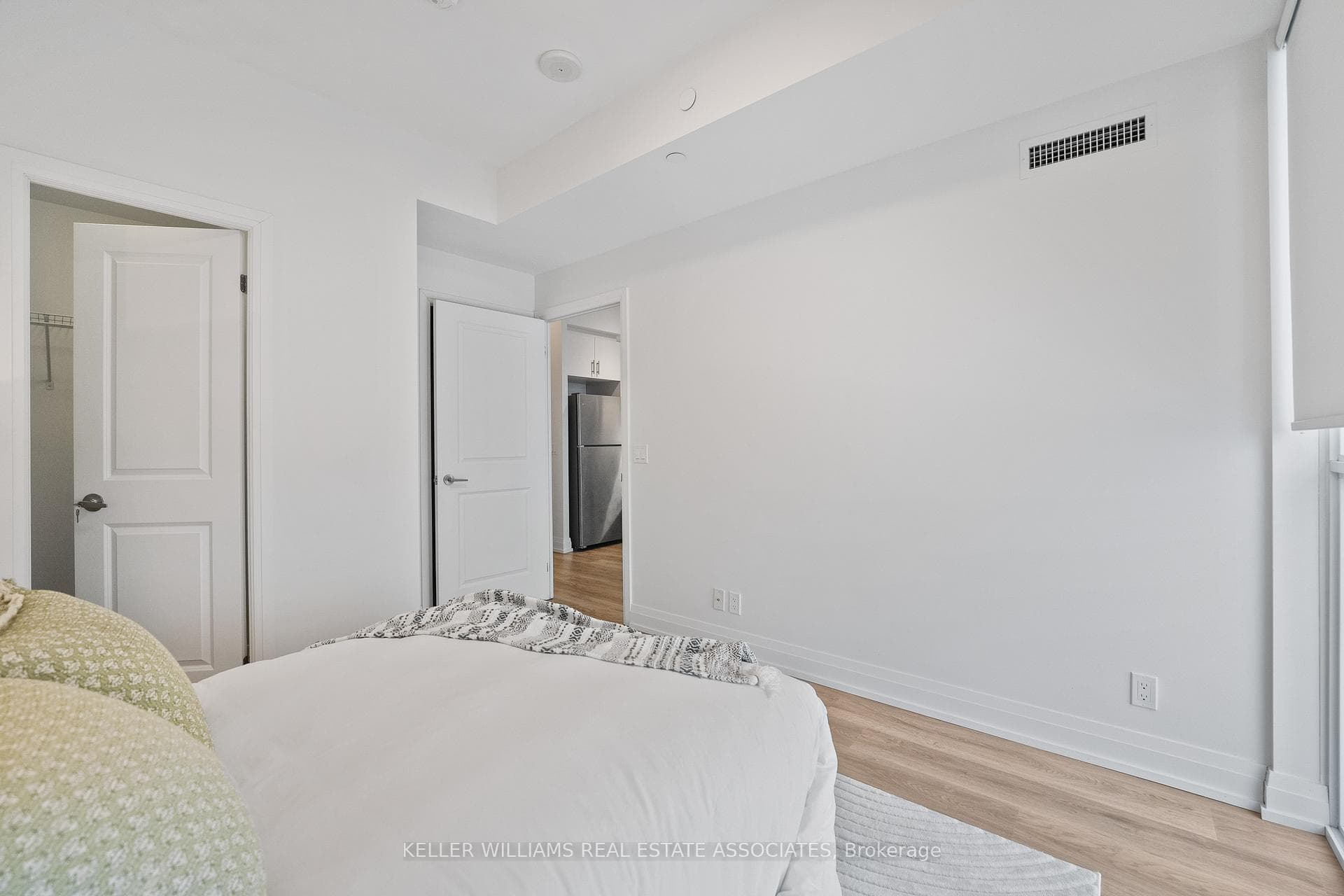 17 Zorra Street Unit 1608 photo 18