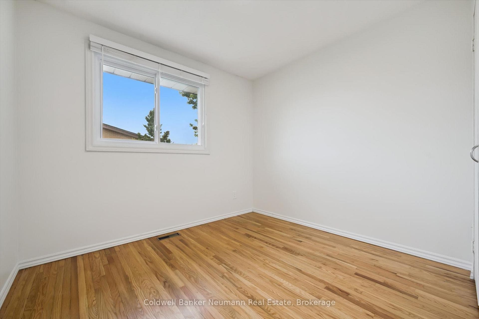 427 Victoria Road Unit C-22 photo 23