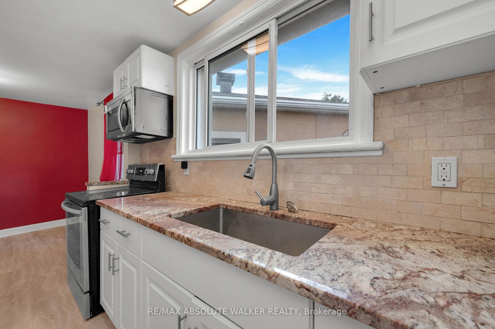 131 Dagmar Avenue Unit 3 photo 9