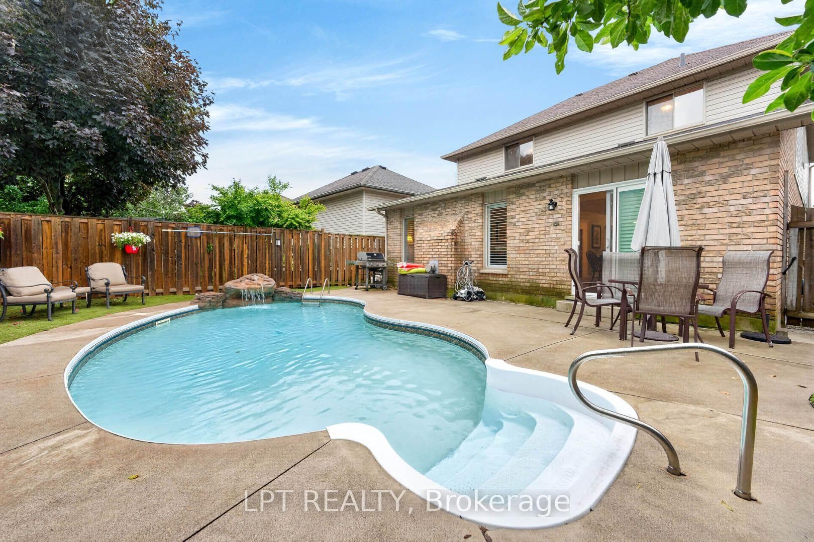 43 Liam Drive photo 11