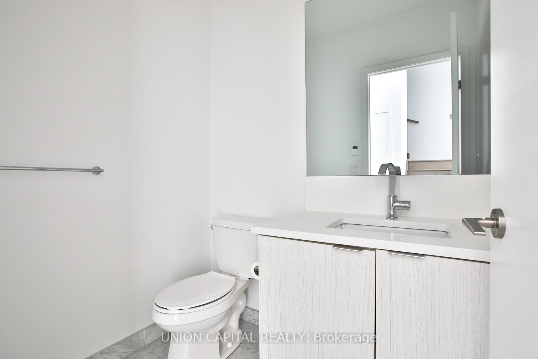 38 Iannuzzi Street Unit TH03 photo 10