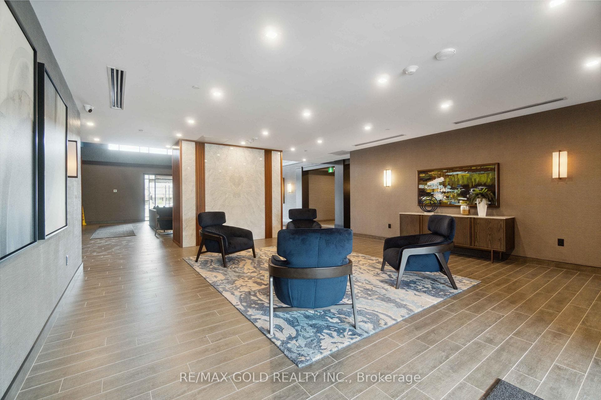 460 Dundas Street Unit 121 photo 20
