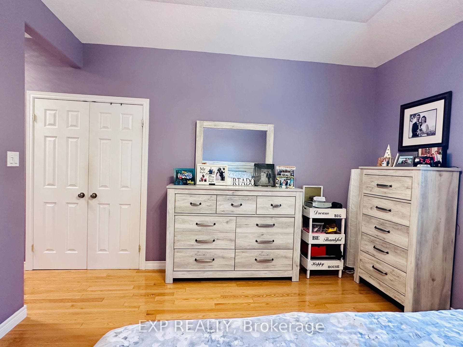 1 Falconridge Court photo 21