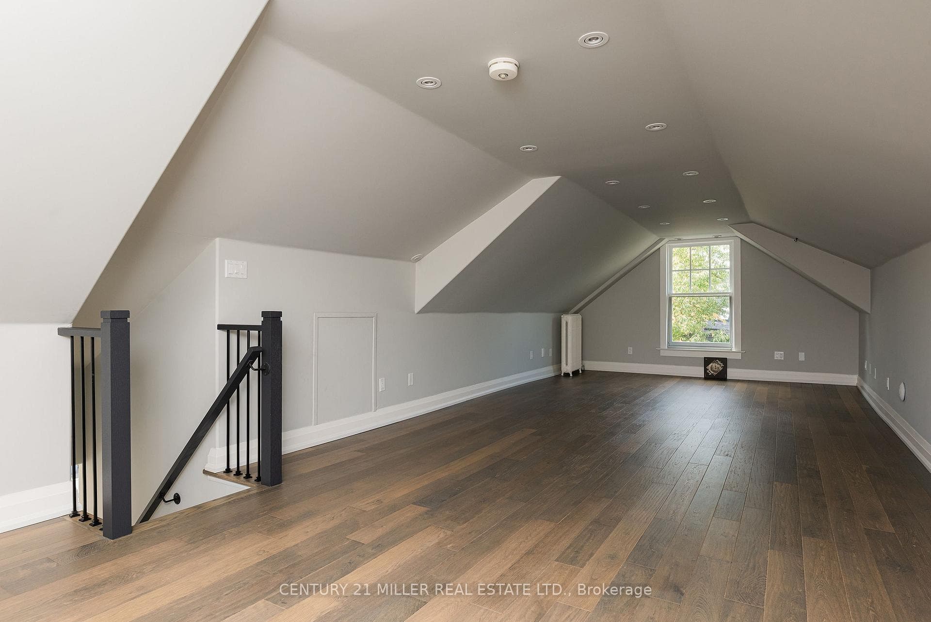 340 Spruce Street photo 33