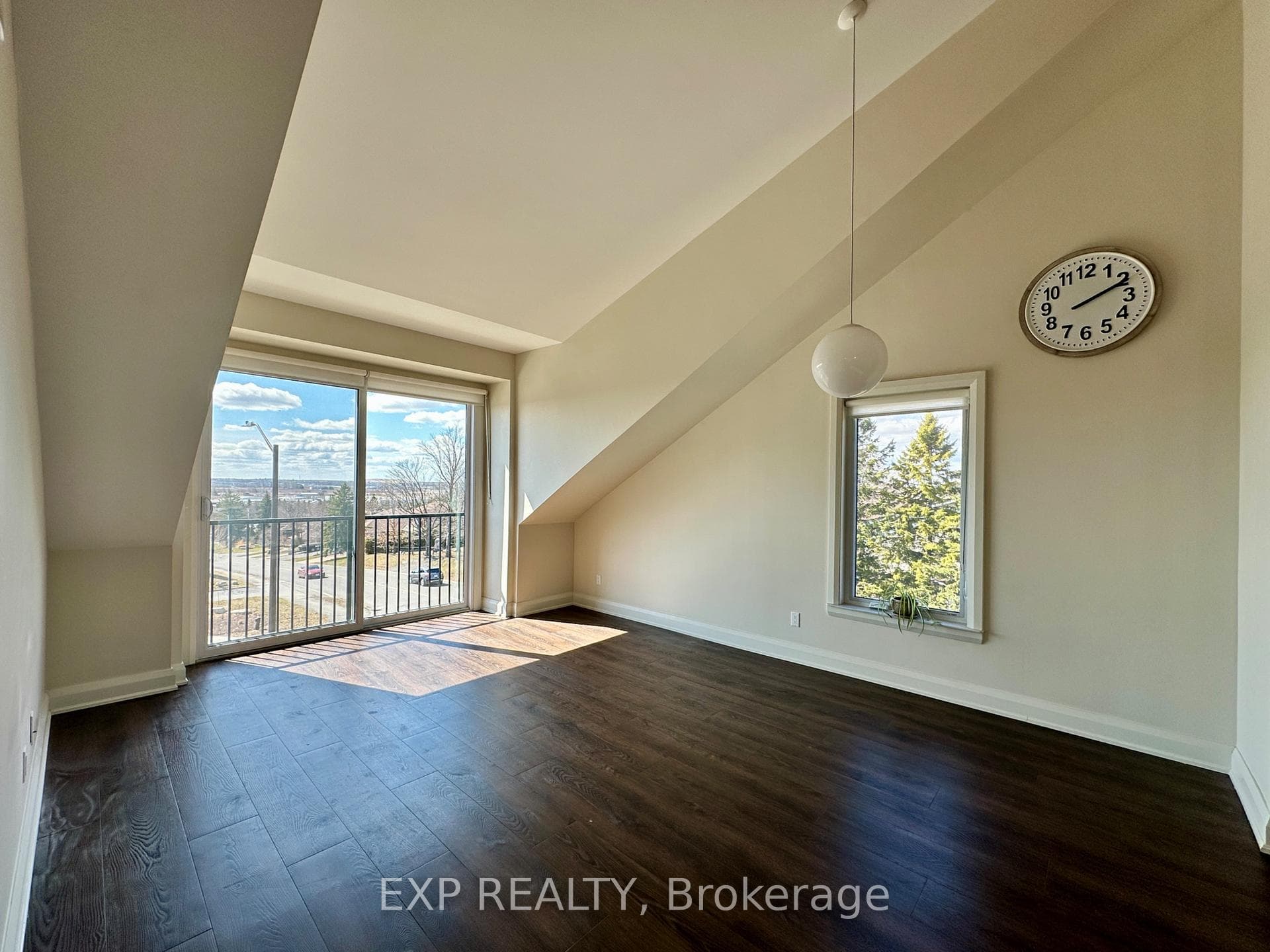 33 MAPLE GROVE Road Unit 306 photo 9