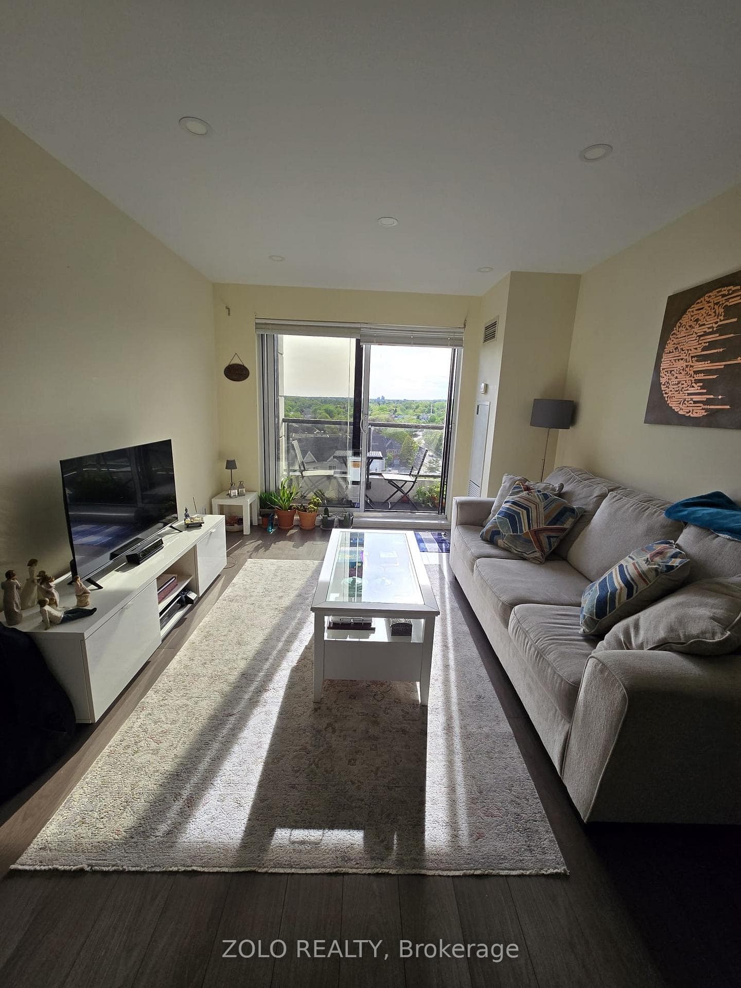 18 Harding Boulevard Unit 1025 photo 5