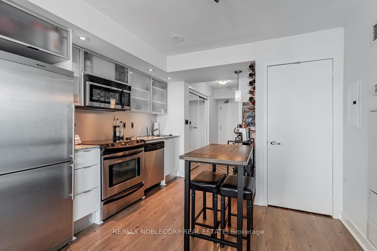 25 Telegram Mews Unit 2801 photo 16