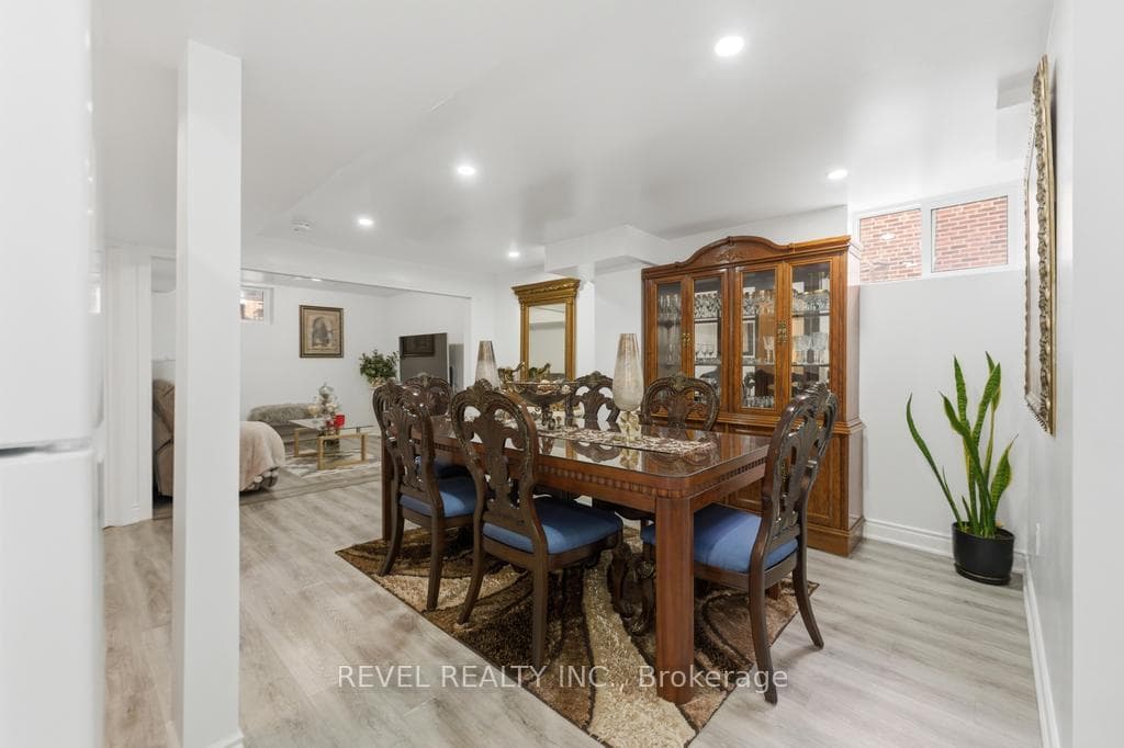 44 Jefferson Avenue photo 19