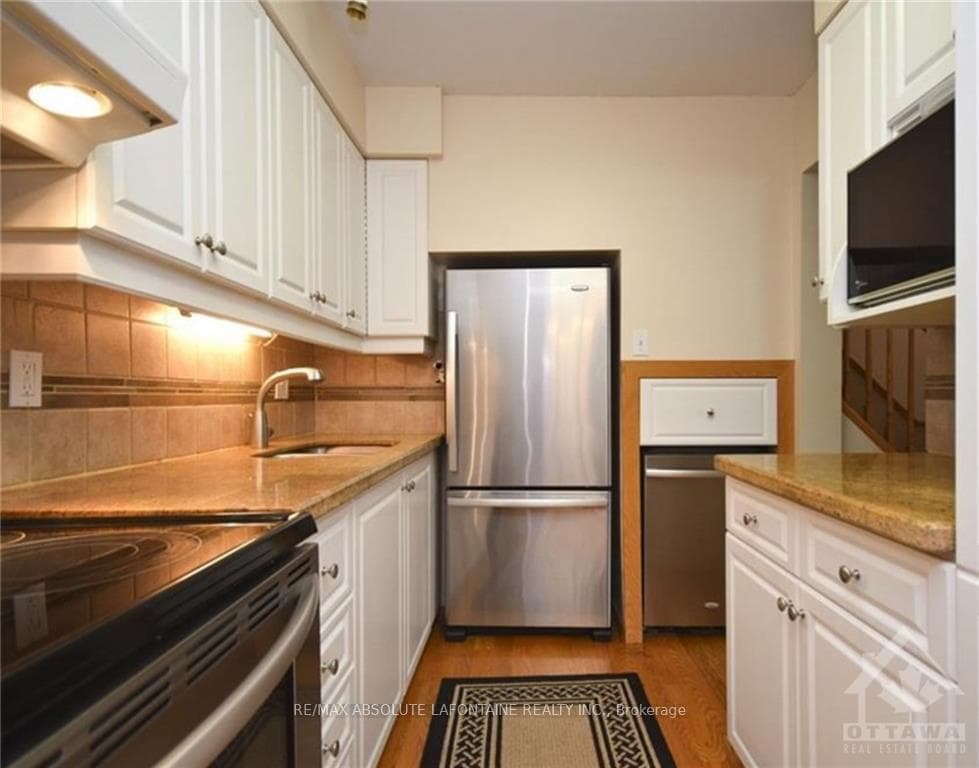 404 MONTFORT Street Unit 7 photo 4